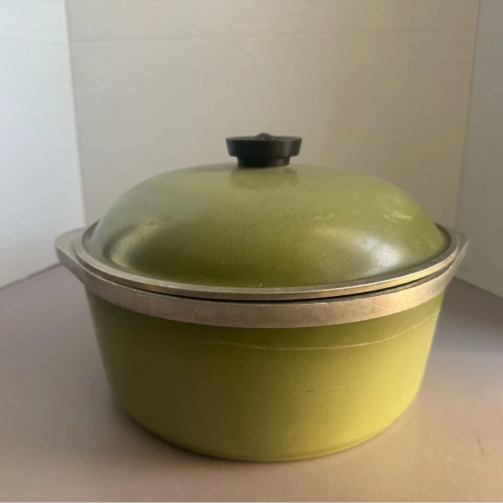 Vintage CLUB Dutch Oven Stock Pot Avocado Green Heavy Cast Aluminum 1960s